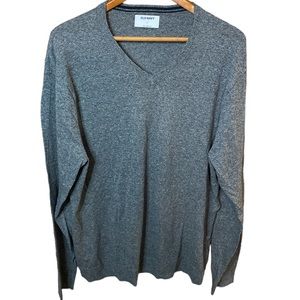 Old Navy Men’s Heathered Gray V-Neck Lightweight Sweater